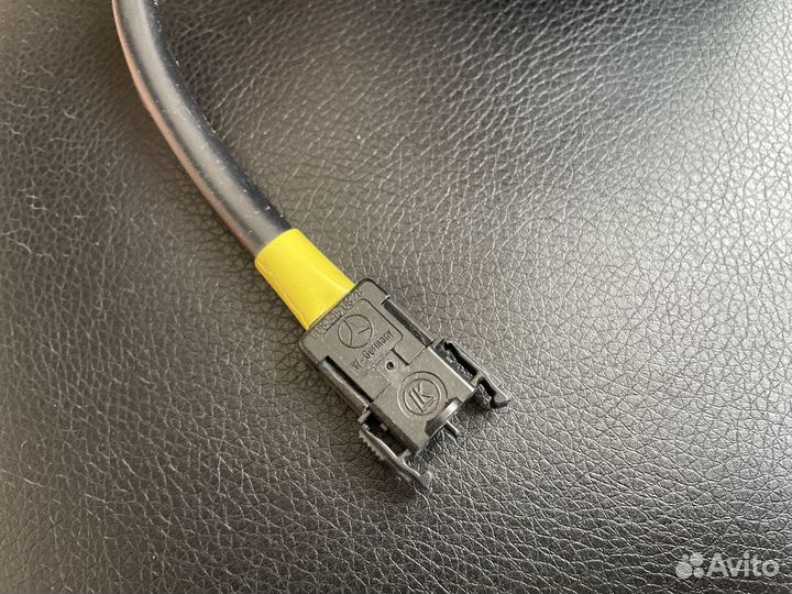 Оригинальный новый моторчик отопителя MB w201 190