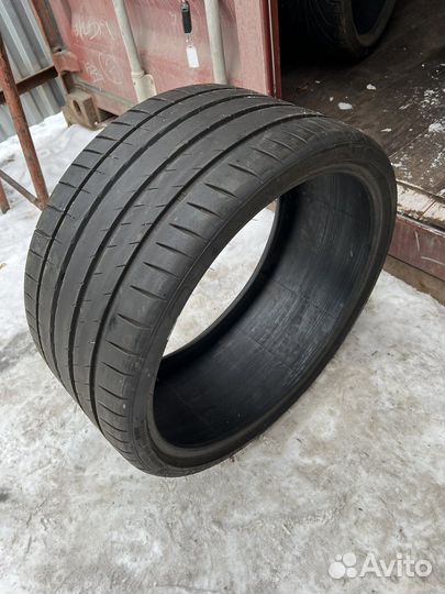 Michelin Pilot Sport 4 S 295/25 R22