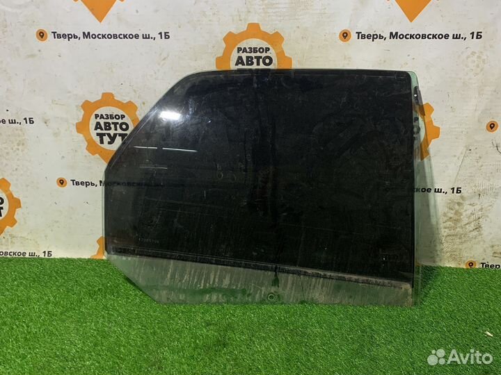 Заднее правое стекло Renault Scenic