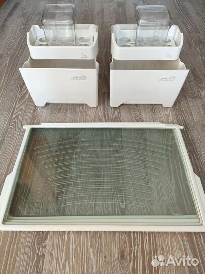 Полки и контейнеры для холодильника Стинол