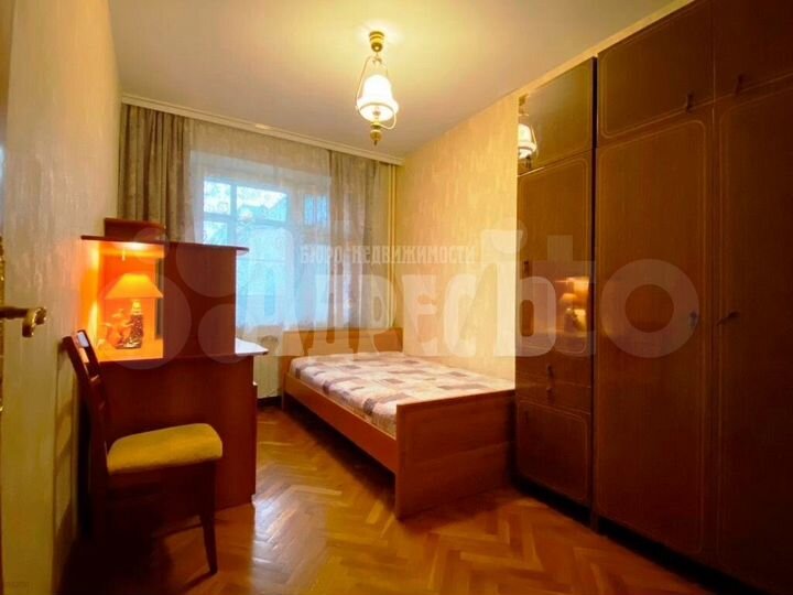 4-к. квартира, 90 м², 4/5 эт.