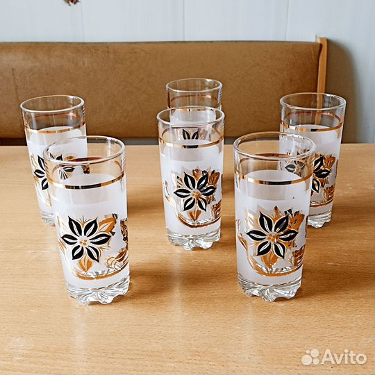 Кувшин + 6 стаканов.Стекло.Позолота. Чехословакия