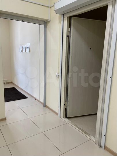 Торговая площадь, 17 м²