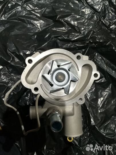 Насос водяной с электромагнитной муфтойй в сборе