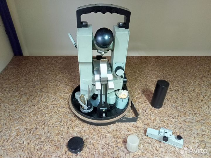 Теодолит 2т5к