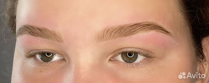 Окрашивание и ламинирование бровей