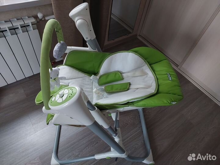 Стульчик-качели 2 в 1 с пультом д/у управления