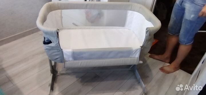 Прикроватная кроватка