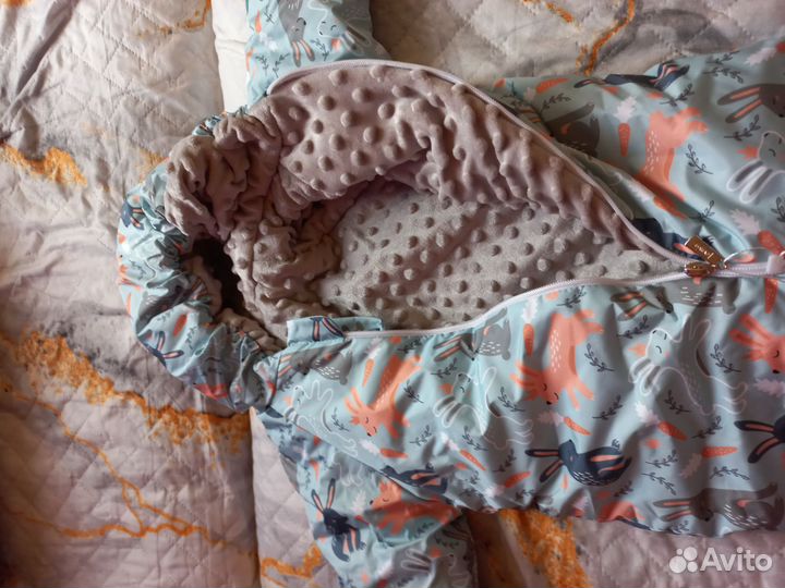 Комбинезон для новорожденных новый деми 74р