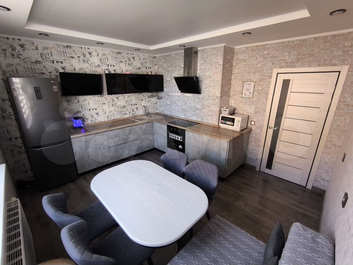 2-к. квартира, 61,6 м², 4/9 эт.