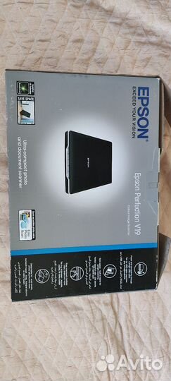 Сканер Epson perfection V19