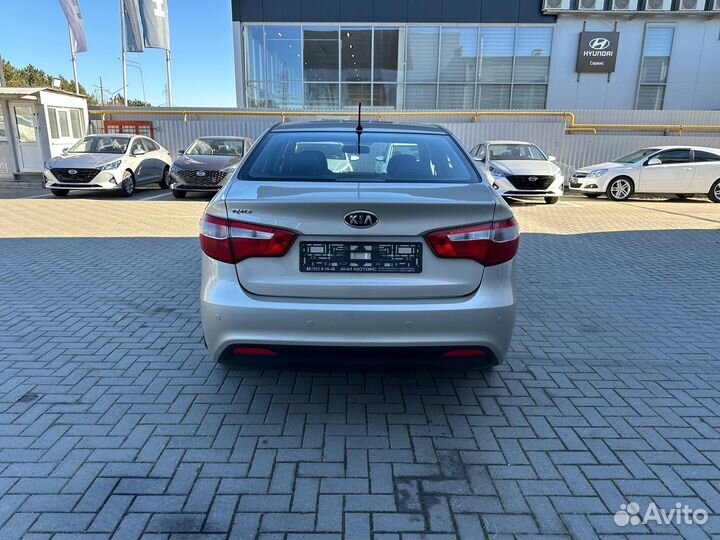 Kia Rio 1.6 AT, 2011, 220 000 км