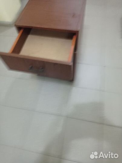 Тумба прикроватная