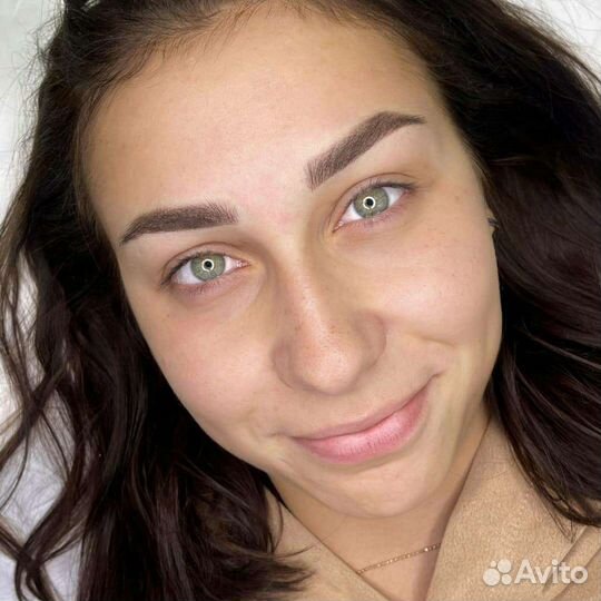 Перманентный макияж бровей и губ