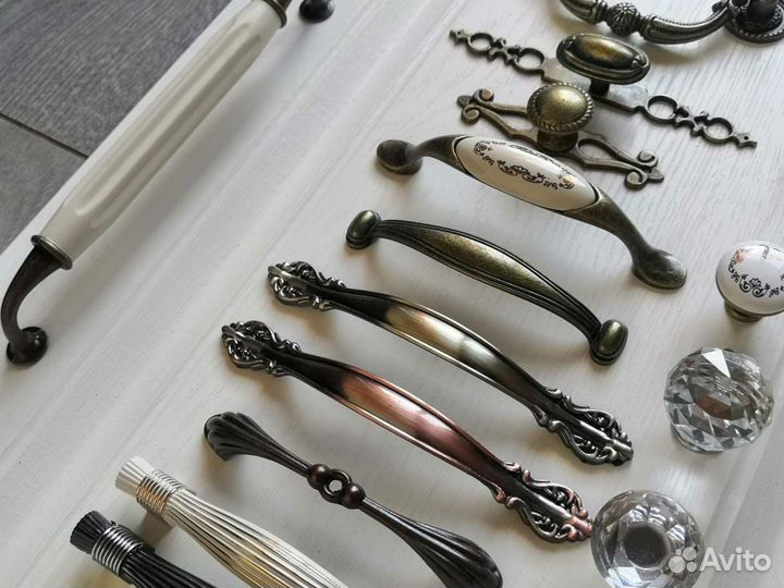 Новые Мебельные ручки черные/стар.бронза/кристалл