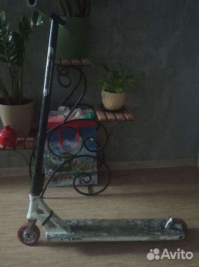 Трюковой самокат custom