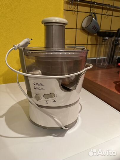 Соковыжималка центробежная