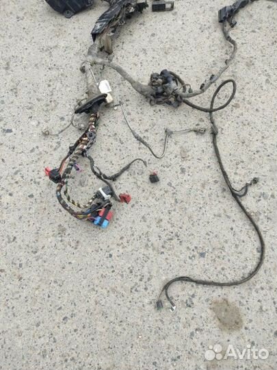 Проводка блок предохранителей Volkswagen Golf 7