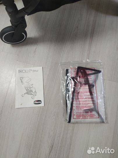 Прогулочная коляска chicco