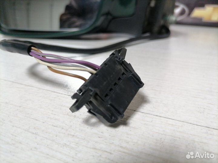 Зеркало заднего вида боковое левое Volkswagen