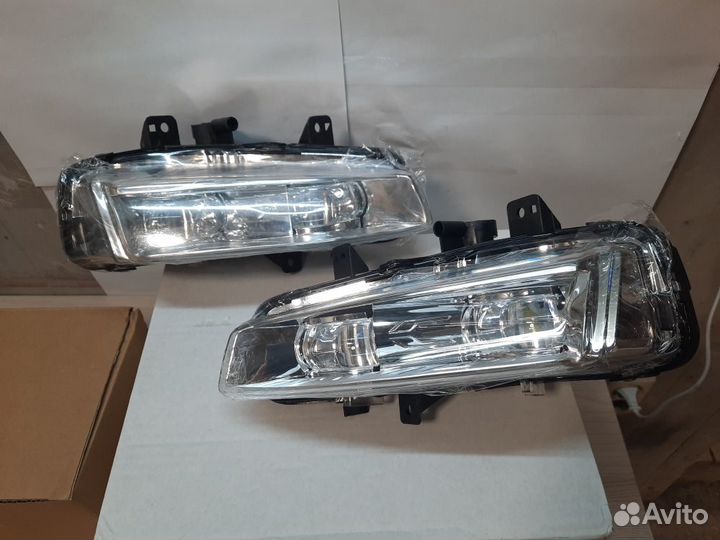 Фара противотуманная range rover evoque