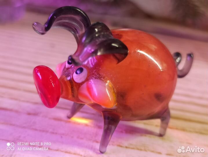 Стеклянные фигурки