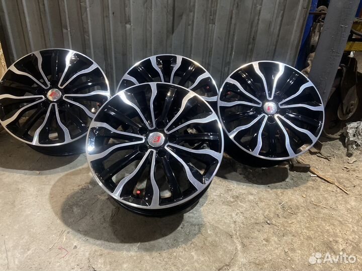Литые диски R17 5x112 4шт