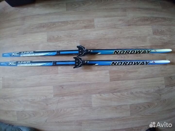 Беговые лыжи