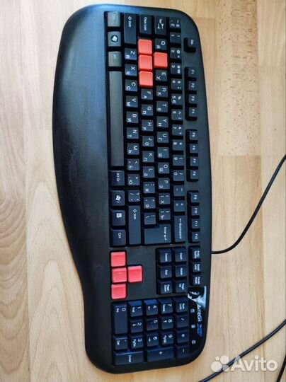 Игровая клавиатура A4Tech X7-G600 Black PS/2