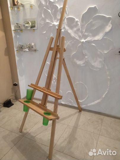 Мольберт художественный