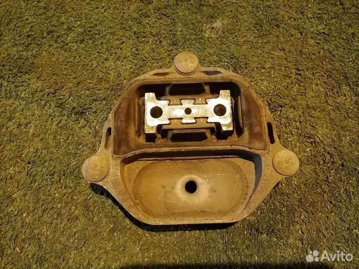 Опора кпп (подушка) 8K0399151 Audi A5 8T A4 B8 8K5