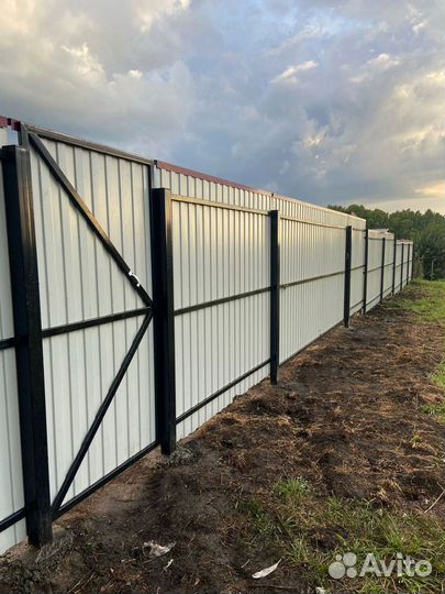 Забор из профнастила