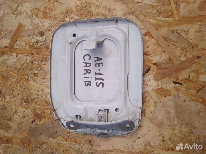 Лючок бензобака Toyota sprinter carib AE115