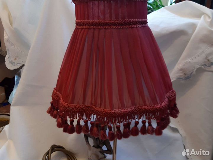 Антикварная настольная лампа