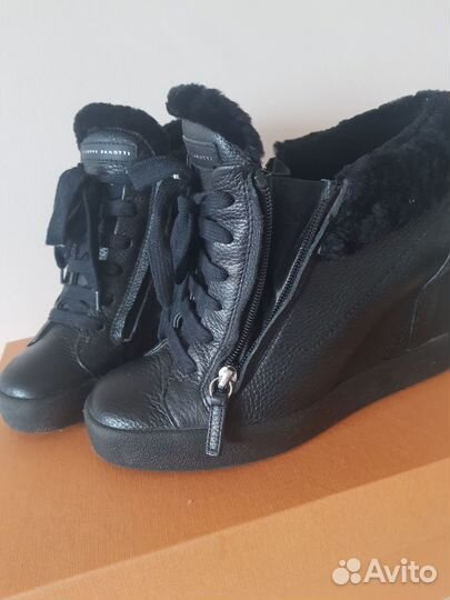 Боты женские утепленные Giuseppe Zanotti р. 41-42