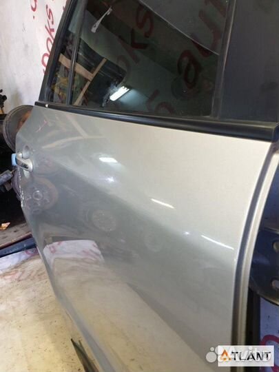 Дверь задний правый hyundai santa FE