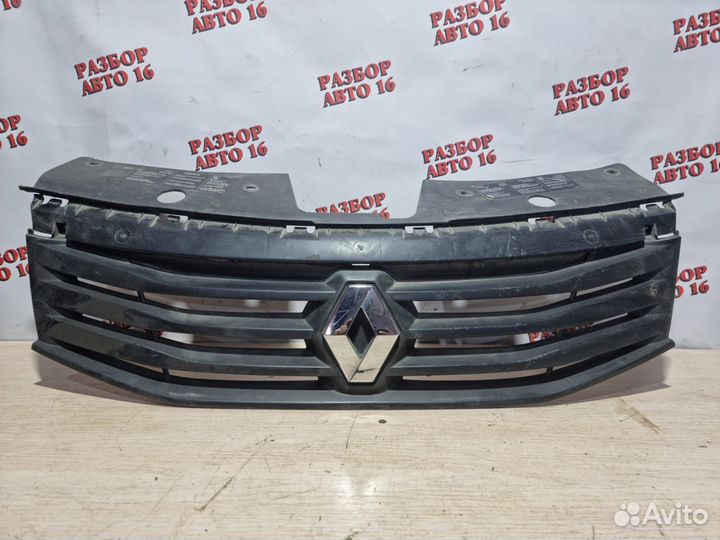 Решётка радиатора Renault Logan, Sandero 1