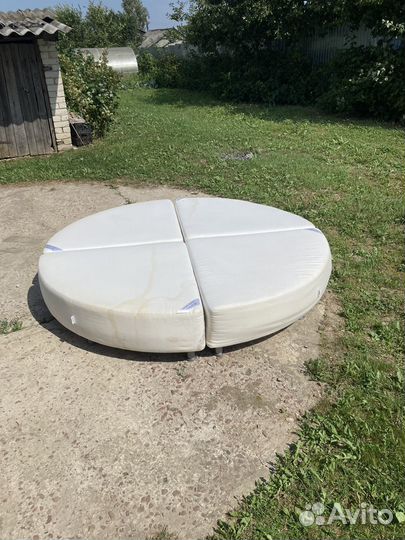 Круглая кровать IKEA Sultan