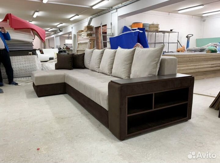 Диван с бельевым ящиком