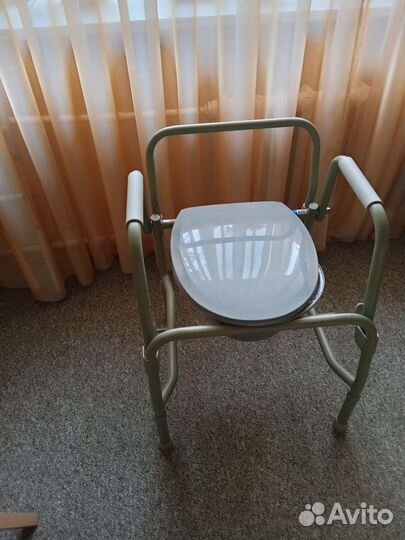 Стул- кресло для лежачих больных