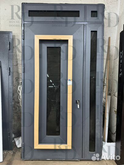 Металлическая входная дверь для дома