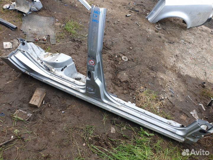 Порог со стойкой правый audi a6 c5 ауди а6 с5 s6