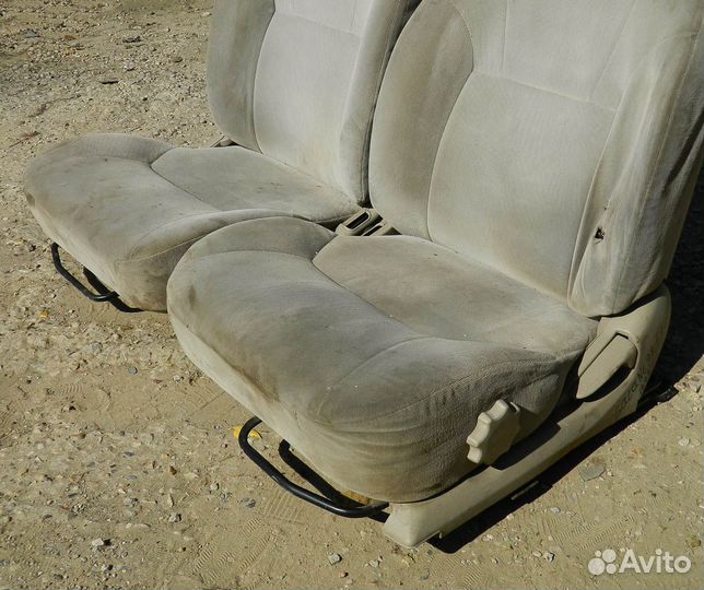 Сиденье переднее Mitsubishi Galant 8