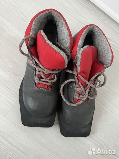 Лыжные ботинки 33 размер