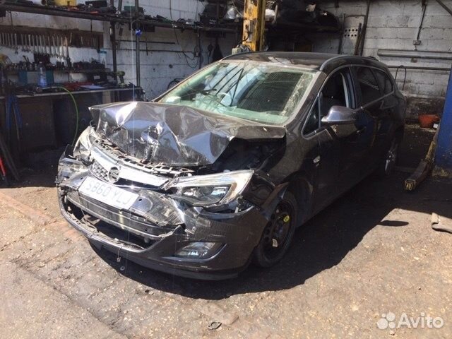 Разбор на запчасти Opel Astra J