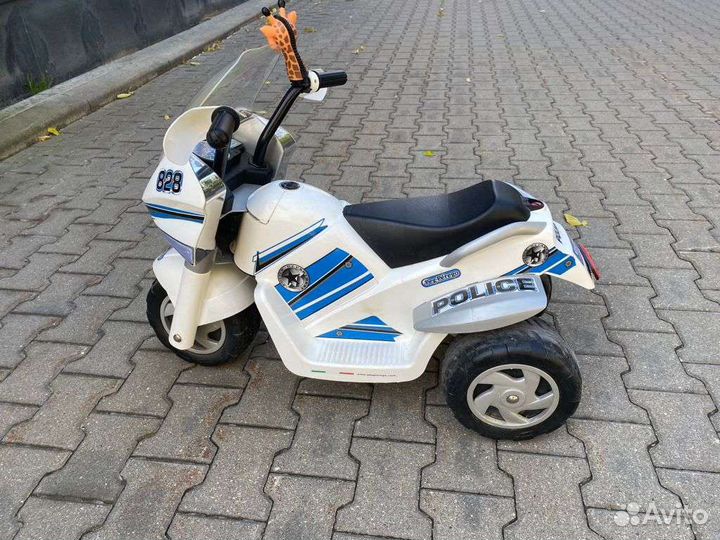 Трицикл peg perego