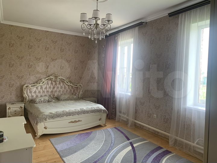 Дом 230 м² на участке 16,2 сот.