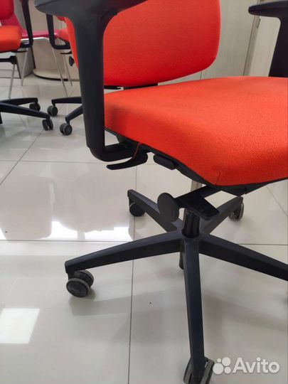 Компьютерное кресло, кресло офисное, кресло