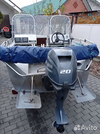 Катер Виндбот 42м с мотором Yamaha 20