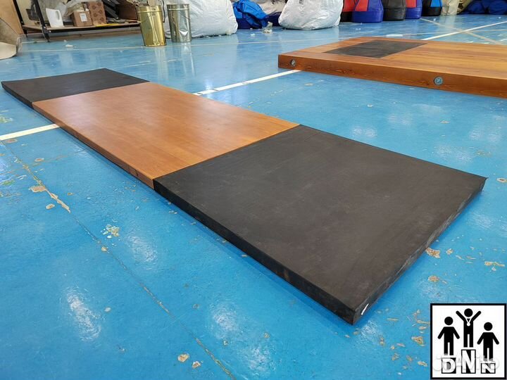 Помост для становой тяги компактный с морением DNN